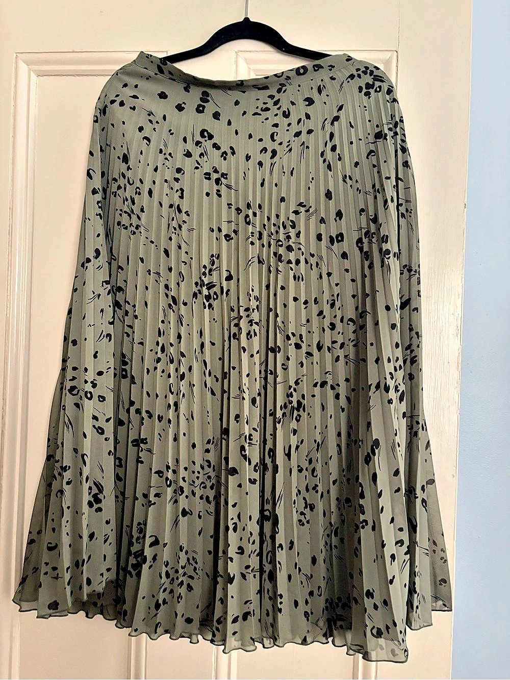 Garnet Hill Recycled Pleated Midi Skirt Green & Black Small